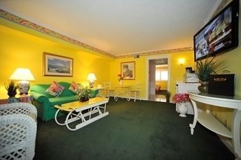 Lilac Tree Suites Mackinac Island Buitenkant foto