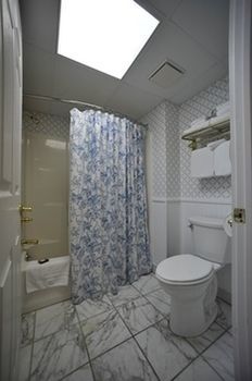 Lilac Tree Suites Mackinac Island Buitenkant foto